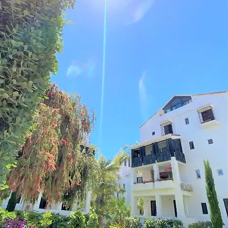 Ideal In Marbella, Near Nikki Apartment
