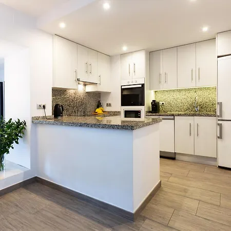 Ideal In Marbella, Near Nikki Apartment Marbella