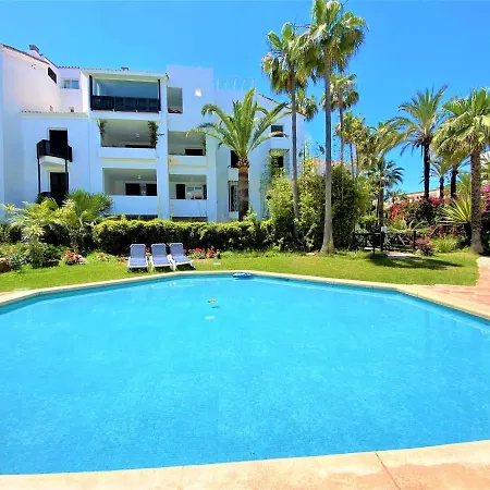 Ideal In Marbella, Near Nikki Appartement